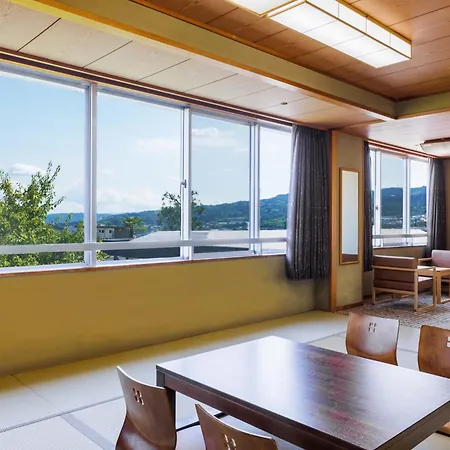 คัมโปะ โนะ ยะโดะ ยะมะโตะ - เฮะงุริ Hotel Heguri ภายนอก รูปภาพ